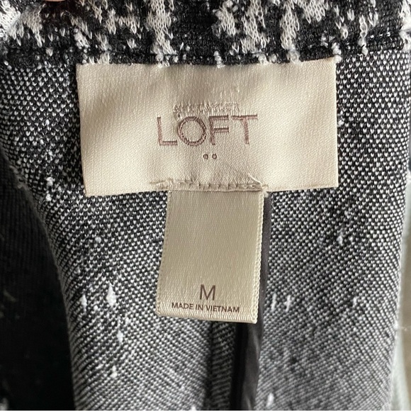 Loft Outlet Black and White Abstract Long Topper Jacket, Medium - Picture 13 of 14